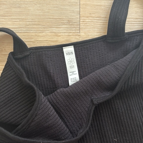 NWT Aura Black Crop Top - Picture 3 of 4